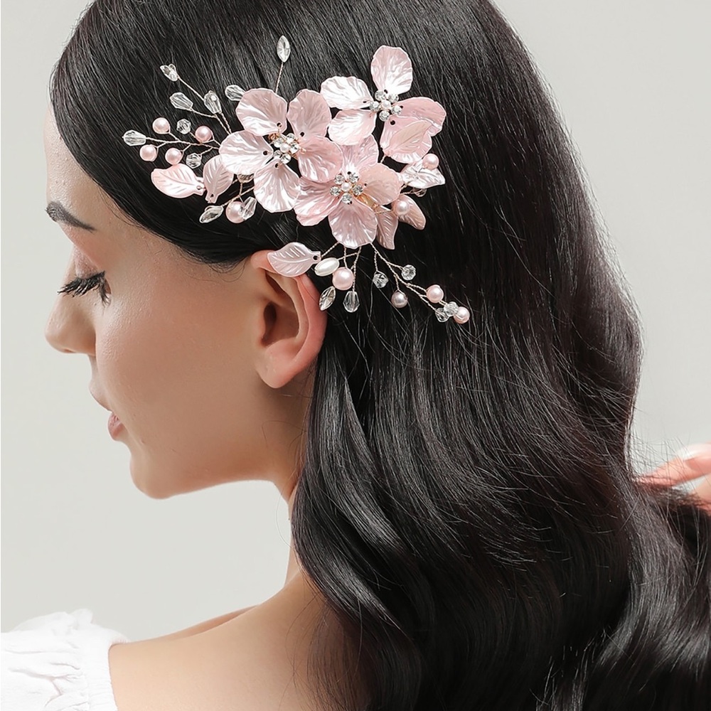 🌸✨LADIES GOLD TONE THREAD & PINK🌸 FLOWER AnD RHINESTONE DECO HAIR CLIP
